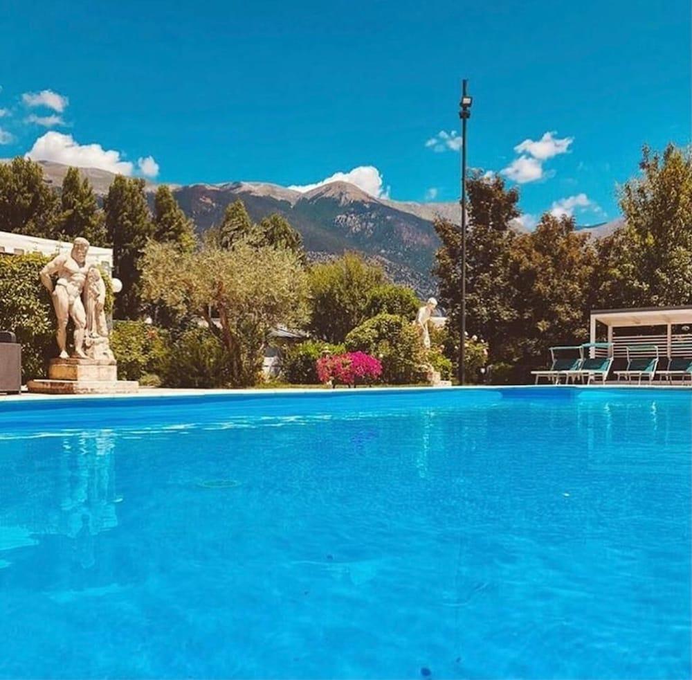 Hotel Santacroce Meeting Сульмона Экстерьер фото
